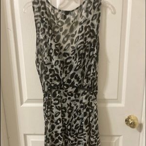 Leopard print sleeveless belted dress